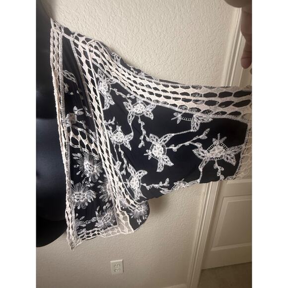 Siren Lily Open Knit Crochet Black Cream Cardigan Size 2X Embroidered Floral - Picture 2 of 8